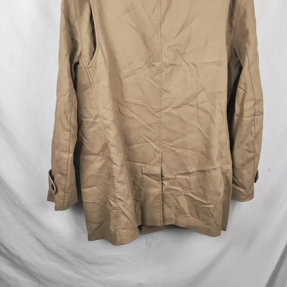 Banana Republic brand banana